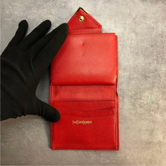 Yves Saint Laurent Vibrant Red Leather Accessory - Picture 8 of 13